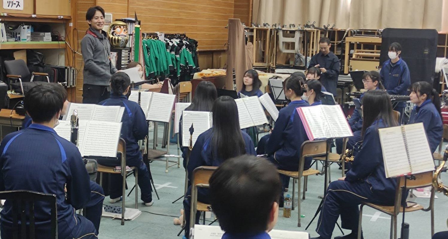Saxophone奏者 上野耕平さん来校指導-専修大学北上高等学校 Saxophone奏者 上野耕平さん来校指導-専修大学北上高等学校