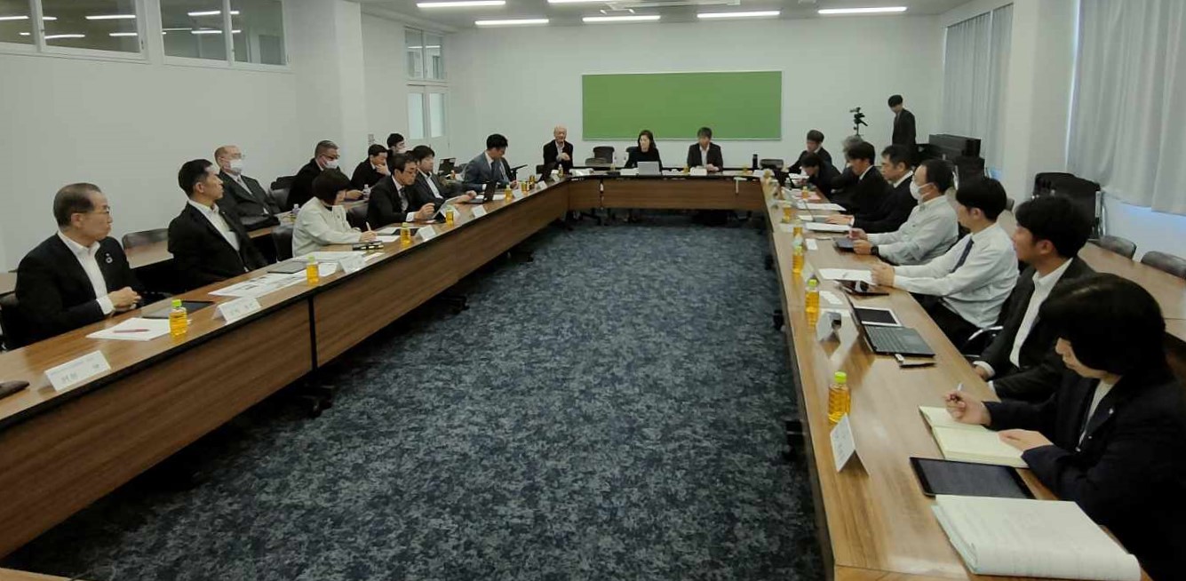 未来を創る学び推進委員会を開催